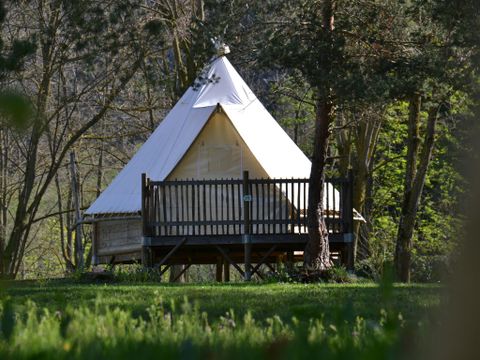 UNUSUAL ACCOMMODATION 4 people - TIPI LODGE 18 m² without sanitary facilities