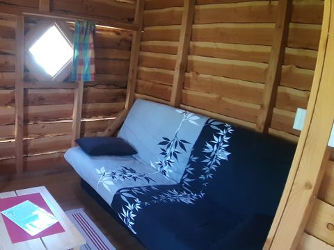 UNUSUAL ACCOMMODATION 4 people - PERched cabin with sanitary facilities 15 m²