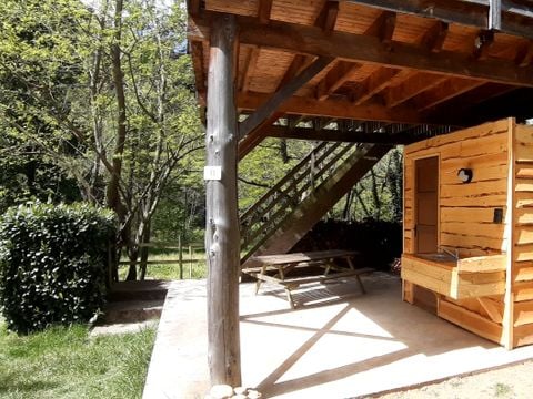 UNUSUAL ACCOMMODATION 4 people - PERched cabin with sanitary facilities 15 m²