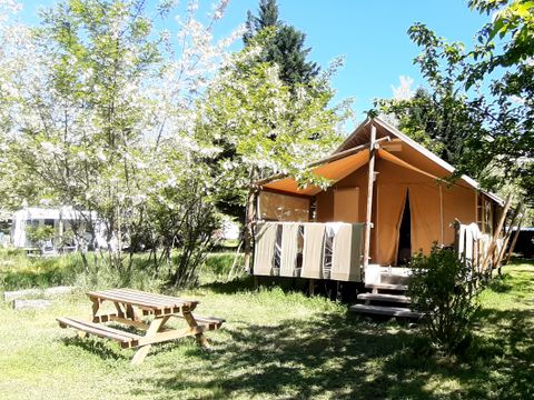 BUNGALOW TOILÉ 7 personnes - JUNGLE LODGE sans sanitaires 31 m²