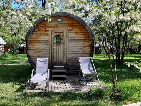 HÉBERGEMENT INSOLITE 2 personnes - TONNEAU D'y Vin 12 m² sans sanitaires