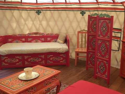 UNUSUAL ACCOMMODATION 5 people - Kirghiz yurt with sanitary facilities for 5 people