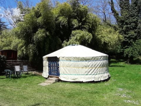 UNUSUAL ACCOMMODATION 3 people - Yurt