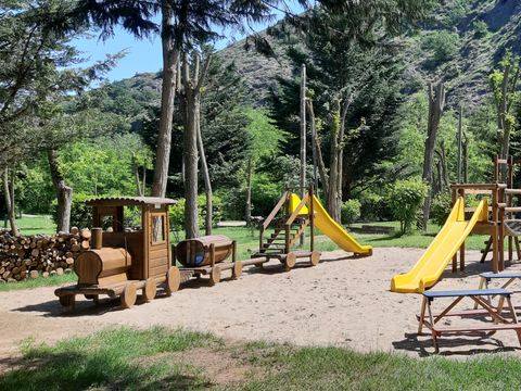 Camping Le Viaduc - Camping Ardèche - Image N°4