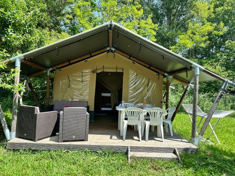 CANVAS AND WOOD TENT 5 people - SAFARI without sanitary facilities