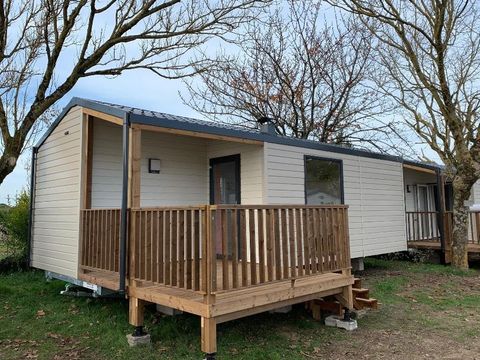 MOBILE HOME 4 people - Mobile-home 25m2 (2021) + semi-covered wooden terrace 8m2. 4 pers.