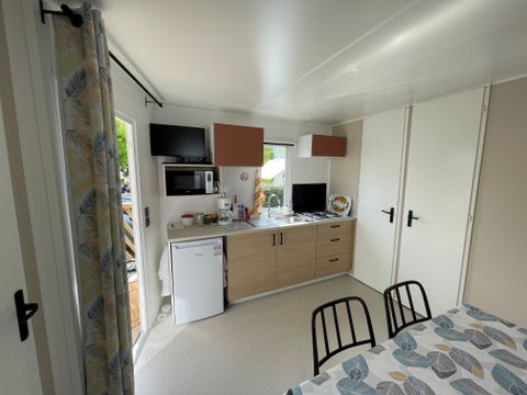 MOBILE HOME 4 people - Mobile-home 25m2 (2021) + semi-covered wooden terrace 8m2. 4 pers.