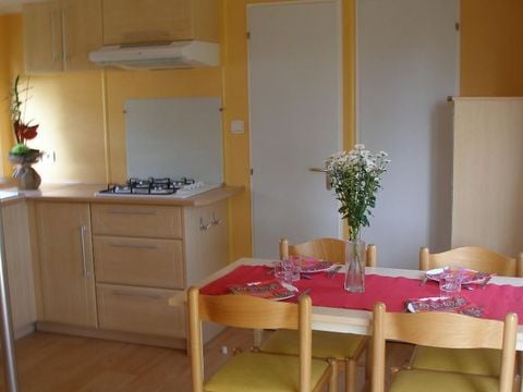 MOBILE HOME 6 people - Mobile-home 30m² + semi-covered wooden terrace 12m² 4/6 pers