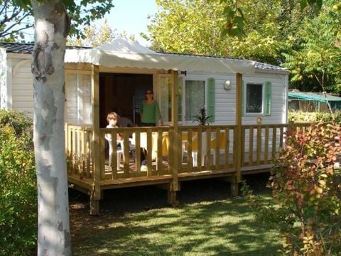 MOBILE HOME 6 people - Mobile-home 30m² + semi-covered wooden terrace 12m² 4/6 pers