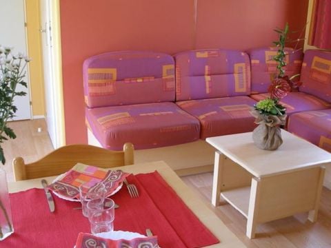 MOBILE HOME 6 people - Mobile-home 30m² + semi-covered wooden terrace 12m² 4/6 pers