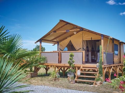 CANVAS AND WOOD TENT 5 people - Bali Lodge 2 bedrooms - 5 people