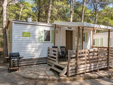 MOBILE HOME 6 people - Classic XL | 2 Bedrooms | 4/6 Pers. | Raised terrace