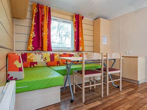 MOBILHOME 6 personnes - Classic XL | 2 Ch. | 4/6 Pers. | Terrasse surélevée