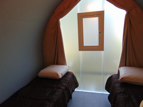 CANVAS AND WOOD TENT 4 people - Coco Sweet 16m² / 2 bedrooms - terrace (no en-suite facilities)