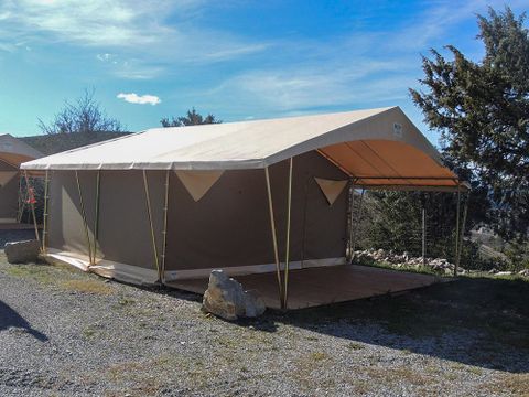 TENT 5 people - CANADA (without sanitary facilities)