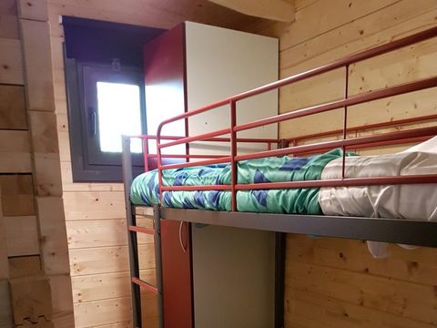 UNUSUAL ACCOMMODATION 8 people - CABANE DE GRETEL 3 bedrooms