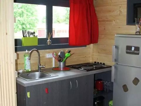 HÉBERGEMENT INSOLITE 6 personnes - CABANE D'HANSEL