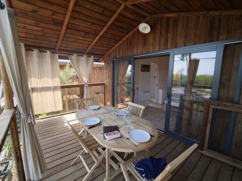 CHALET 5 personnes - CABANE PREMIUM SUR PILOTIS