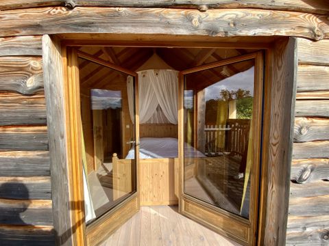 HÉBERGEMENT INSOLITE 6 personnes - Cabane Perchée Beaumont 6 pers.