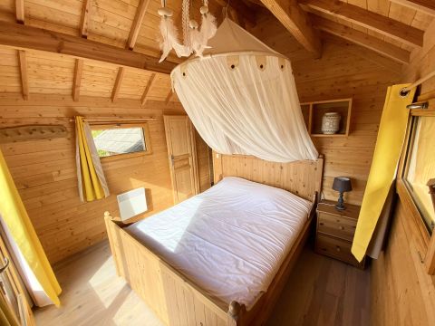 TENTE TOILE ET BOIS 4 personnes - Cabane Perchée 3 Pièces 4 Personnes