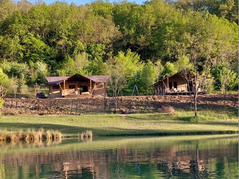 CANVAS AND WOOD TENT 7 people - luxury safari tent