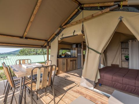 LODGE 5 people - Lodge Kenya 34 m², 2 bedrooms (sleeps 4 to 5) wifi (1 device) + terrace