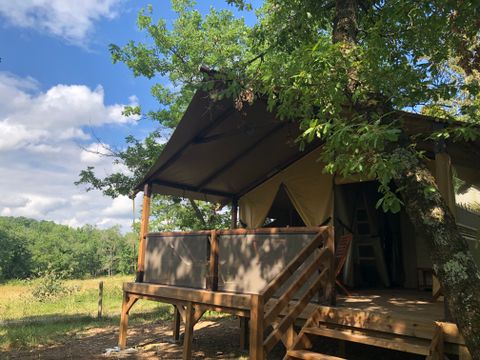 UNUSUAL ACCOMMODATION 5 people - 5-person Glamping Lodge (Saturday to Saturday from 06/07/24 to 31/08/24) 1/5 pers.