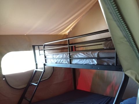 UNUSUAL ACCOMMODATION 5 people - 5-person Glamping Lodge (Saturday to Saturday from 06/07/24 to 31/08/24) 1/5 pers.