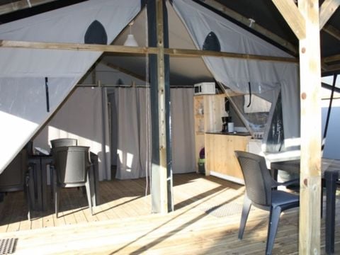 CANVAS AND WOOD TENT 4 people - Glamping tent Vitrac