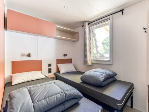 MOBILHOME 6 personnes - Mobil-home | Premium | 3 Ch. | 6 Pers. | Terrasse surélevée | Clim. | TV