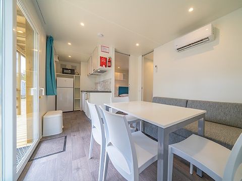 MOBILHOME 6 personnes - Mobil-home | Classic | 3 Ch. | 6 Pers. | Terrasse surélevée