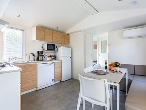 MOBILHOME 6 personnes - Mobil-home | Premium | 3 Ch. | 6 Pers. | Terrasse surélevée | Clim. | TV