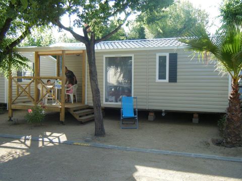 MOBILE HOME 4 people - 2 bedrooms terrace-semi covered TV air conditioning