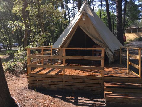 UNUSUAL ACCOMMODATION 4 people - TIPI 2 rooms without sanitary facilities