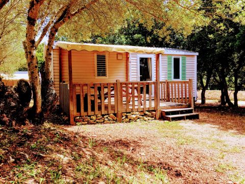 MOBILE HOME 6 people - 2 bedrooms and convertible lounge + air conditioning