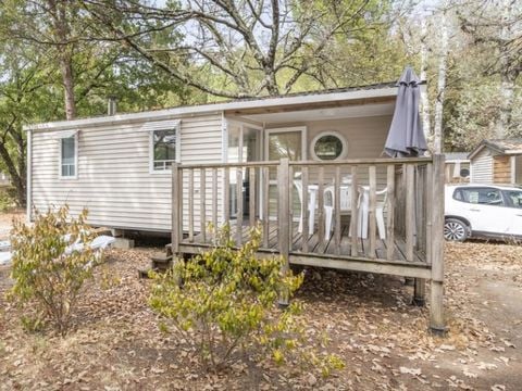 MOBILE HOME 4 people - Classic 2-bedroom mobile home sleeps 4 on Saturday