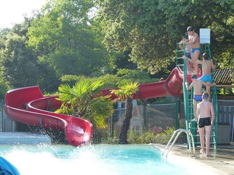 Flower Camping Le Martinet Rouge  - Camping Aube