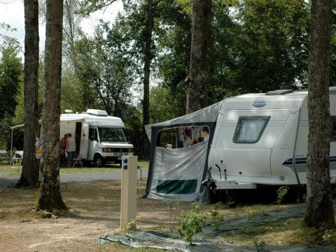 Camping du Grand Etang de Saint-Estèphe - Camping Dordogne - Image N°10