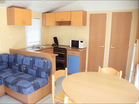 MOBILHOME 7 personnes - Economique   banquette non dépliable