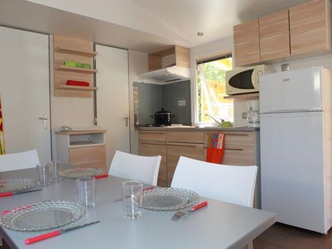 MOBILE HOME 6 people - BLIMOUSES 3 bedrooms air-conditioned