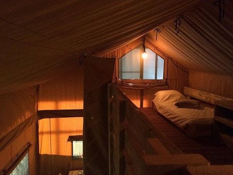 TENT 4 people - LOGGIA 2 bedrooms/mezzanine with bathroom