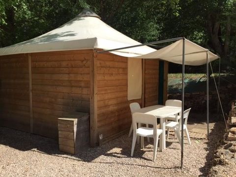 CANVAS AND WOOD TENT 5 people - WOODEN ROOM LODGE without sanitary facilities