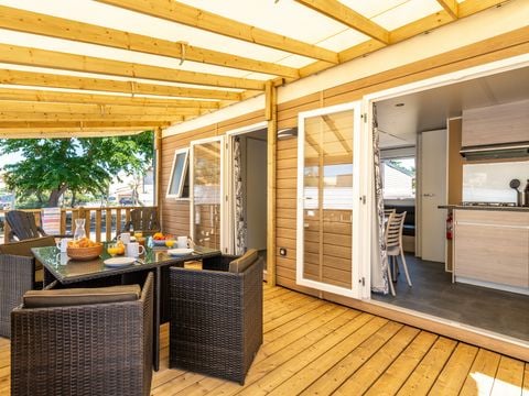 MOBILHOME 6 personnes - Mobil-home | Premium | 2 Ch. | 4/6 Pers. | Terrasse surélevée | Clim.