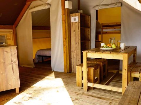 CANVAS AND WOOD TENT 4 people - LODGE without sanitary facilities