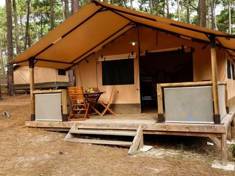 CANVAS AND WOOD TENT 5 people - LODGE CONFORT