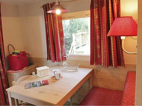 UNUSUAL ACCOMMODATION 4 people - Cabin | Classic | 2 Bedrooms | 2/4 Pers.