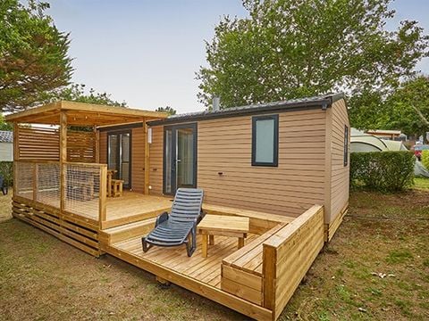 MOBILHOME 4 personnes - Ultimate | 2 Ch. | 4 Pers. | Terrasse surélevée | Clim. | TV