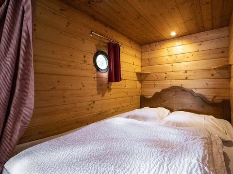 HÉBERGEMENT INSOLITE 5 personnes - ROULOTTE GÎTE