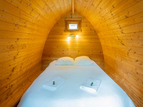 UNUSUAL ACCOMMODATION 2 people - CABANE LE POD without sanitary facilities