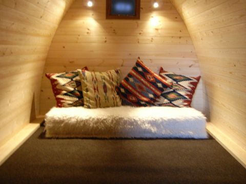 UNUSUAL ACCOMMODATION 2 people - CABANE LE POD without sanitary facilities